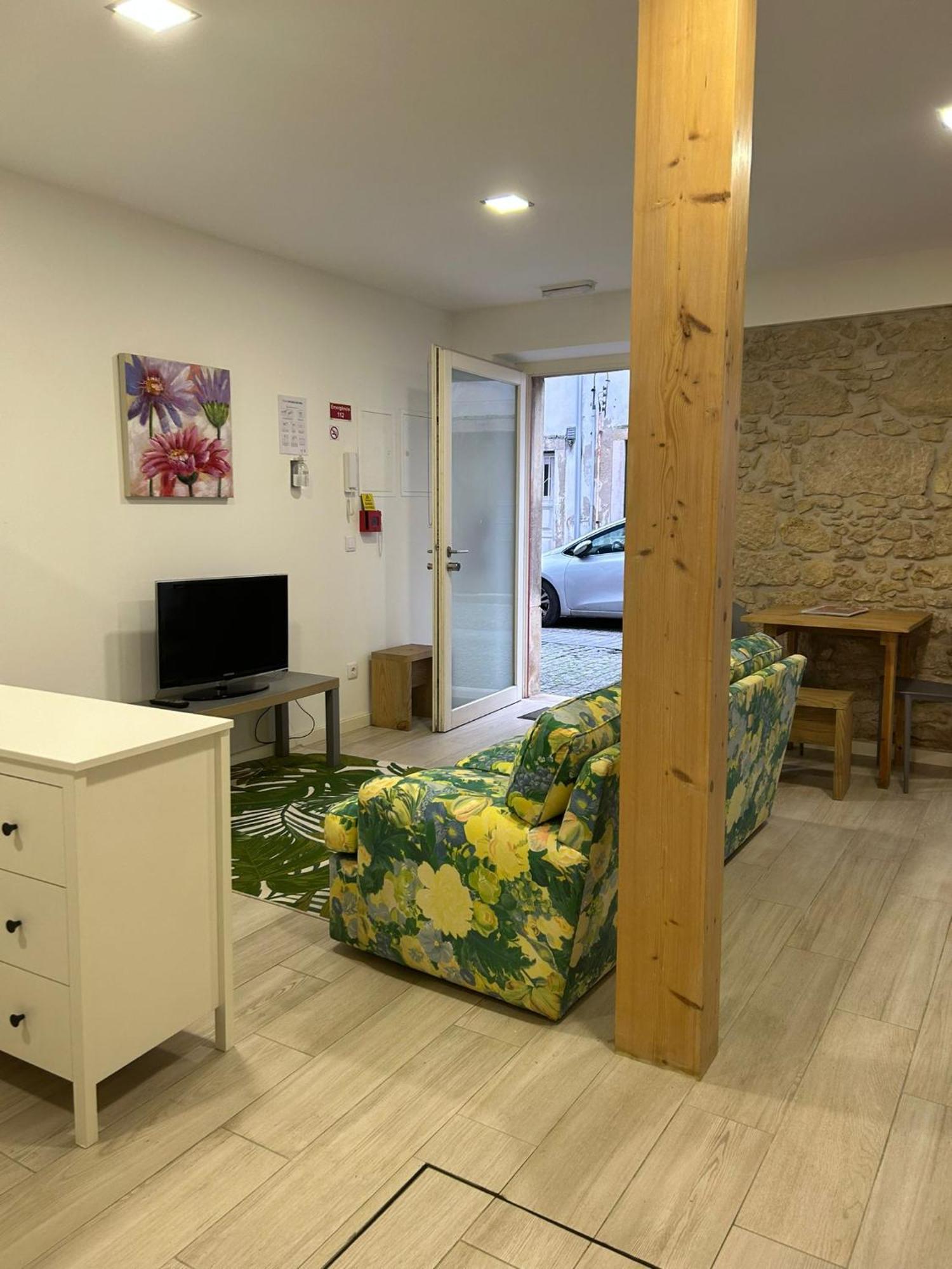 Estudio No Res Do Chao Em Pleno Centro Historico De Apartment